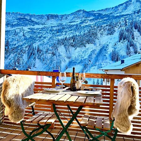 Sonniges Bergblick-Appartement 达米尔斯 外观 照片
