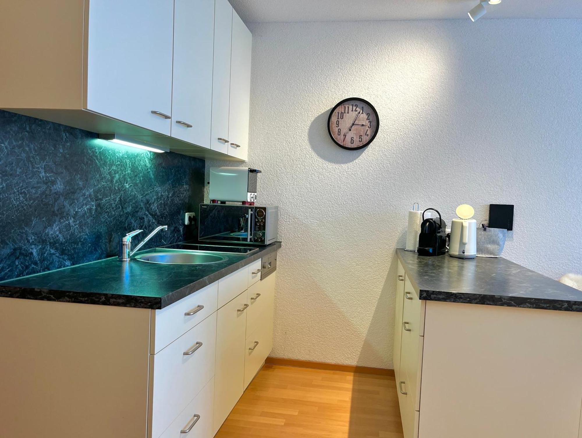 Sonniges Bergblick-Appartement 达米尔斯 外观 照片